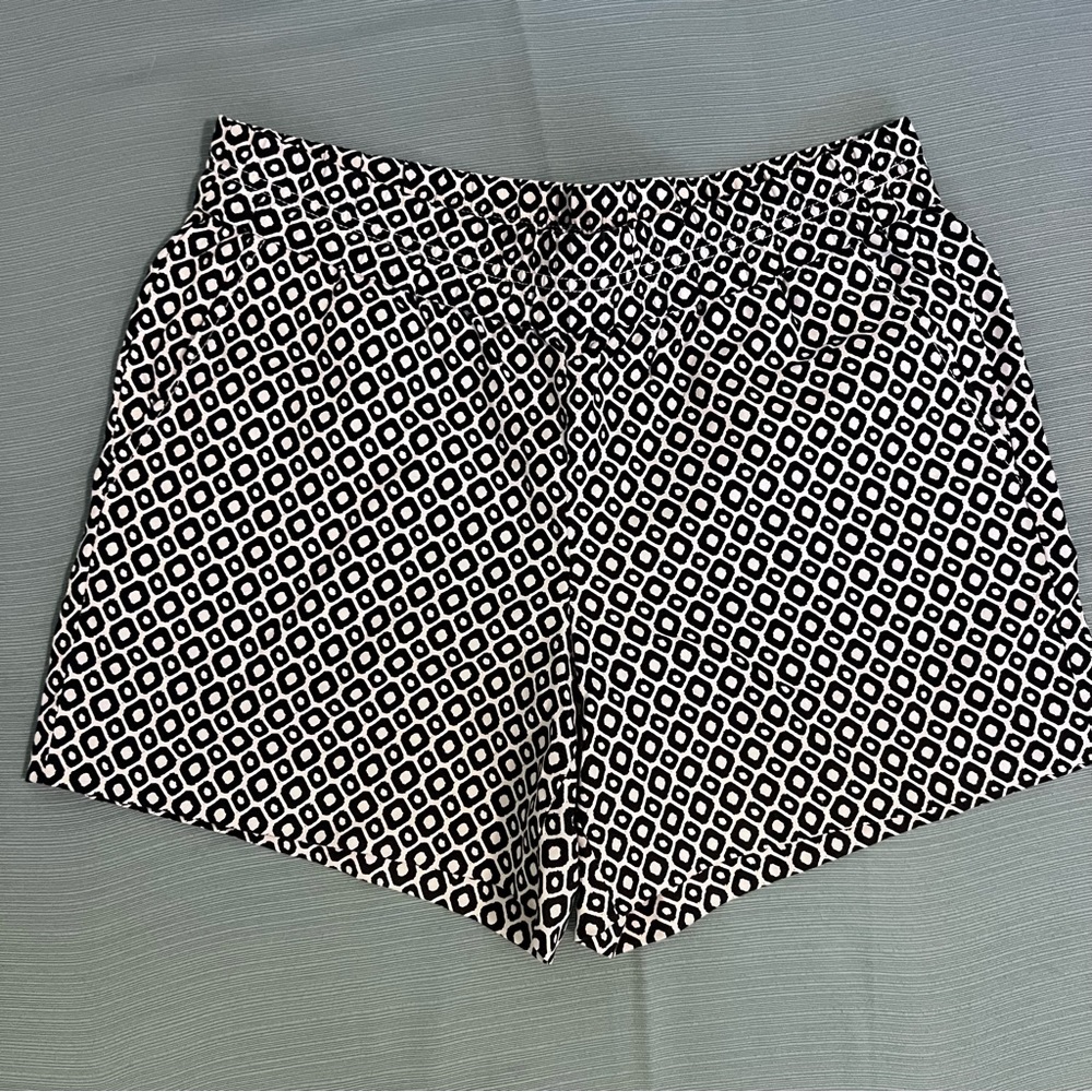 J.Crew black and white ikat pull on shorts
